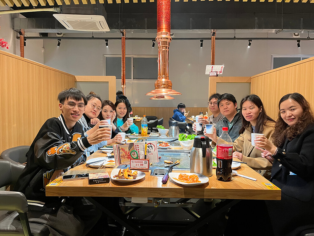 clothing manufacturer team (2)